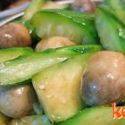草菇烧丝瓜