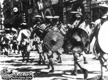 国民庆祝收回汉口英租界