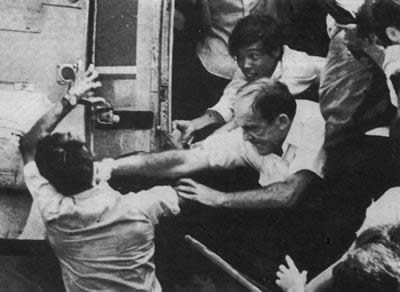 越共占领南越首都西贡,越南战争结束