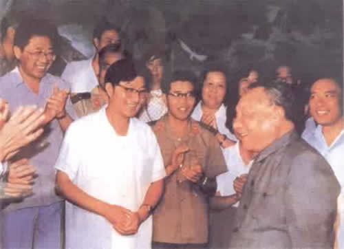 庆祝会见为四化建设作出重大贡献的科学家