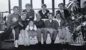 秦基伟同志逝世